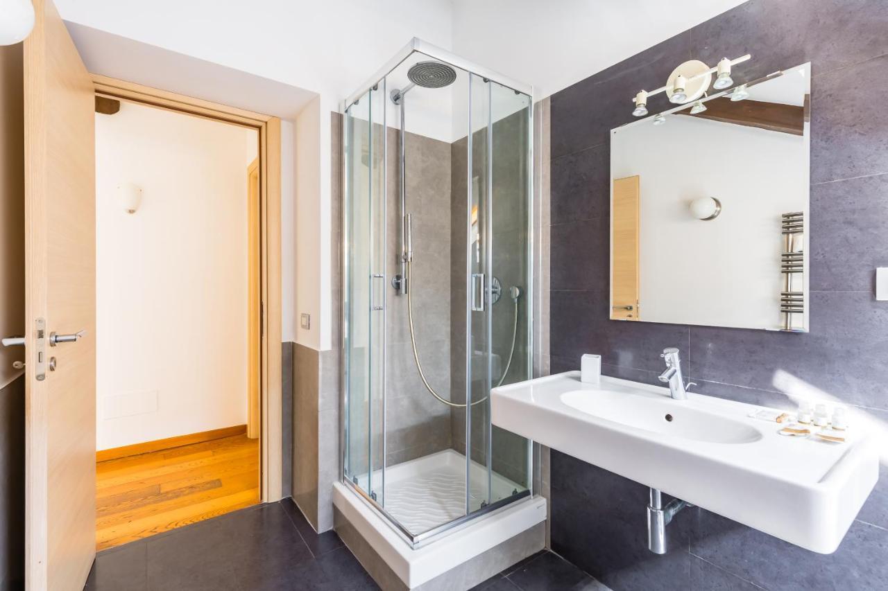 Attico Al Duomo By Napoliapartments 外观 照片
