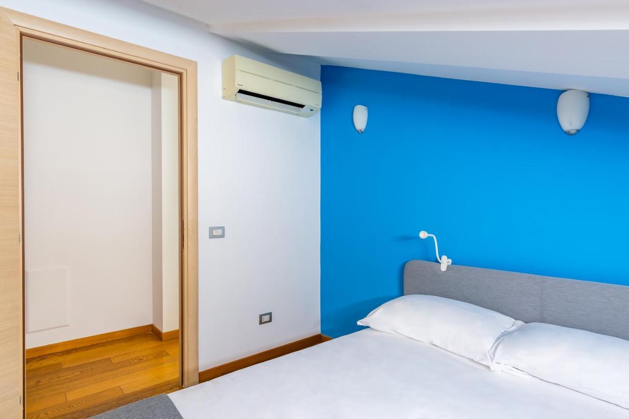 Attico Al Duomo By Napoliapartments 外观 照片