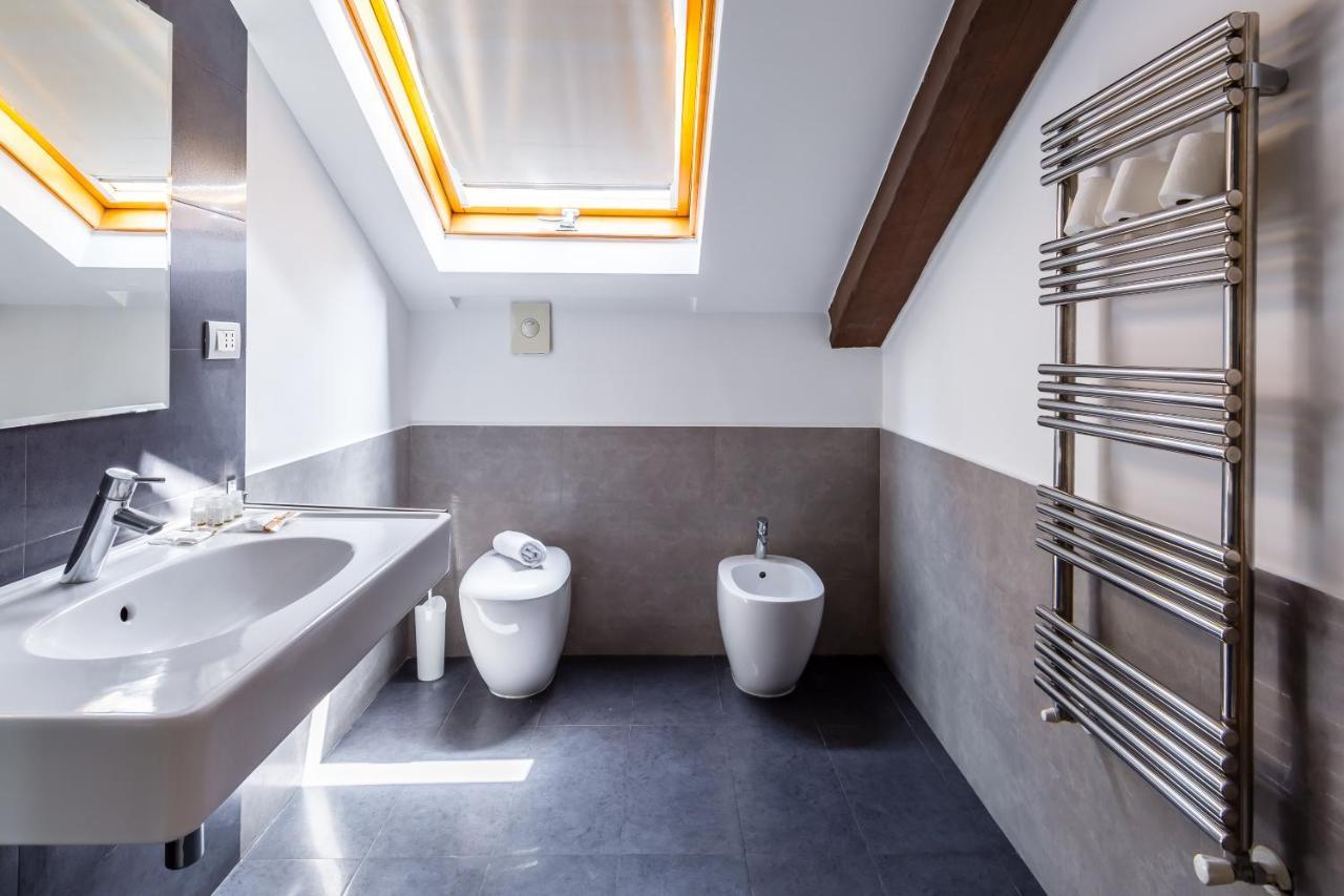 Attico Al Duomo By Napoliapartments 外观 照片