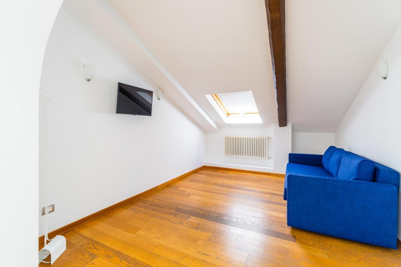 Attico Al Duomo By Napoliapartments 外观 照片