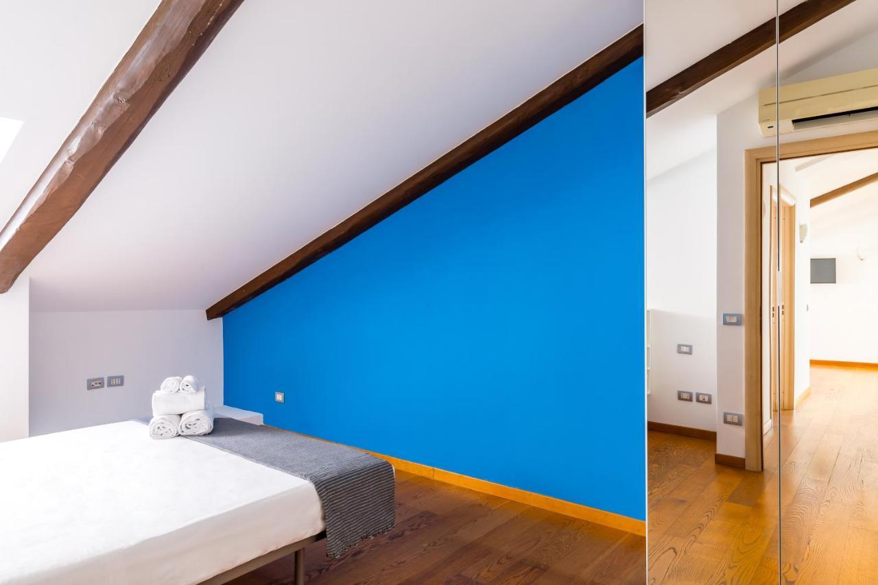 Attico Al Duomo By Napoliapartments 外观 照片
